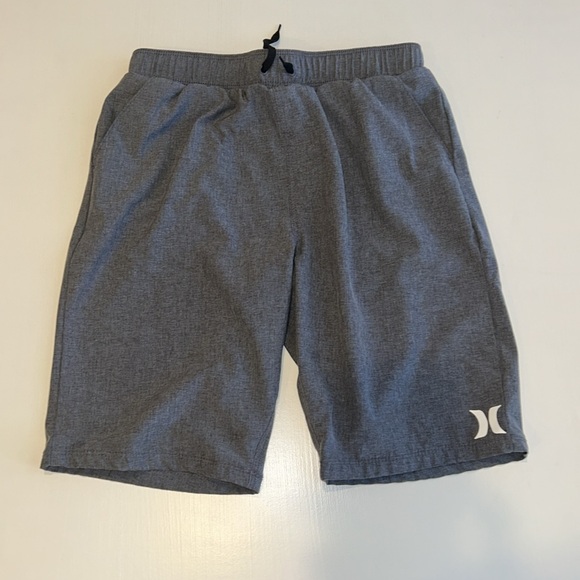 Volcom Long Sleeve Shirt, Hurley Boy Shorts, Bundle of 2 Both Sizes Boys XL 16 - Picture 2 of 5